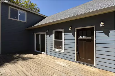 3817 NE 11th Ave, Portland, OR 97212 - Photo 3