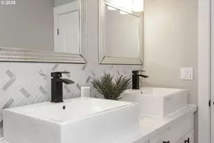 3817 NE 11th Ave, Portland, OR 97212 - Photo 19