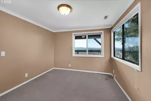 952 Summit Blvd, Springfield, OR 97477 - Photo 25