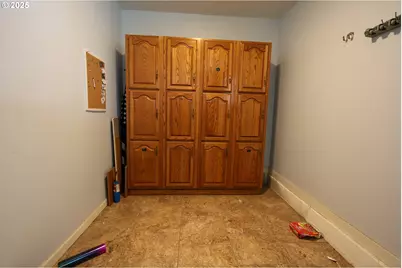 60031 Fairview Rd, Coquille, OR 97423 - Photo 17