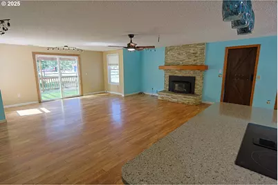 60031 Fairview Rd, Coquille, OR 97423 - Photo 9