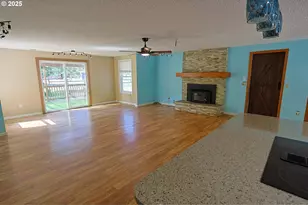 60031 Fairview Rd, Coquille, OR 97423 - Photo 9