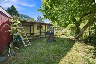 754 S Main St, Canyonville, OR 97417 - Photo 27