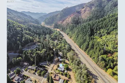 754 S Main St, Canyonville, OR 97417 - Photo 45
