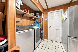 754 S Main St, Canyonville, OR 97417 - Photo 9