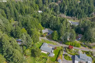 95048 Timber Park Ln, Coos Bay, OR 97420 - Photo 7