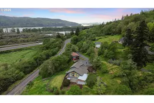 72 Bluff Rd, Kelso, WA 98626 - Photo 3