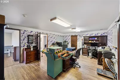 94532 Golf Course Ln, North Bend, OR 97459 - Photo 25