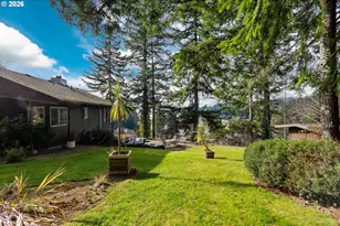 94532 Golf Course Ln, North Bend, OR 97459 - Photo 33