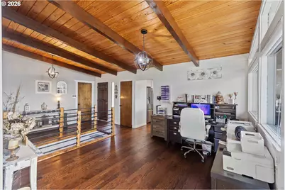 94532 Golf Course Ln, North Bend, OR 97459 - Photo 9