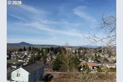 1 Queens Ave, Creswell, OR 97426 - Photo 33