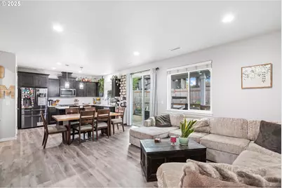 8610 NE 70th Cir, Vancouver, WA 98662 - Photo 5