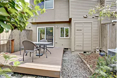 12712 SW Barberry Dr, Beaverton, OR 97008 - Photo 45