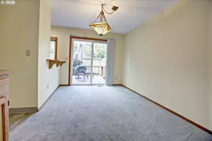 12712 SW Barberry Dr, Beaverton, OR 97008 - Photo 11