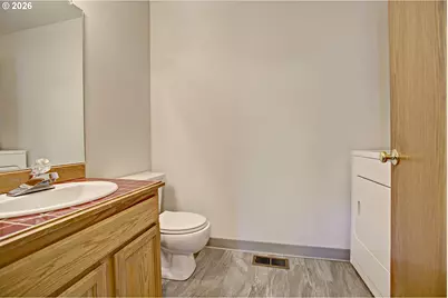 12712 SW Barberry Dr, Beaverton, OR 97008 - Photo 31