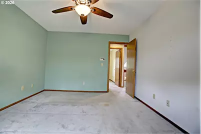 12712 SW Barberry Dr, Beaverton, OR 97008 - Photo 35