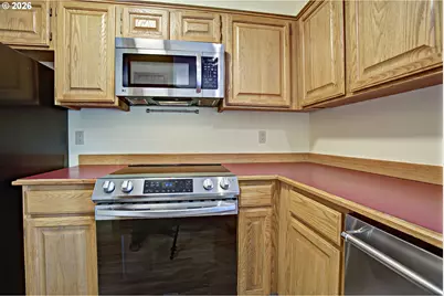 12712 SW Barberry Dr, Beaverton, OR 97008 - Photo 21