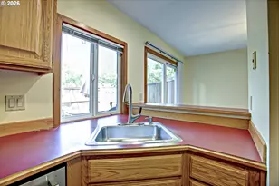 12712 SW Barberry Dr, Beaverton, OR 97008 - Photo 29