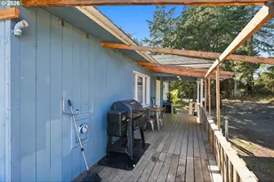 1589 Seagate Ave, Coos Bay, OR 97420 - Photo 31