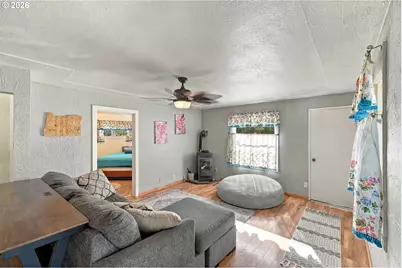 1589 Seagate Ave, Coos Bay, OR 97420 - Photo 9