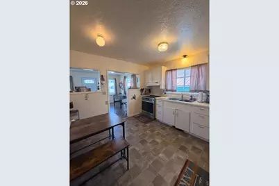 145 S 8th St, Lakeside, OR 97449 - Photo 13
