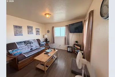 145 S 8th St, Lakeside, OR 97449 - Photo 5