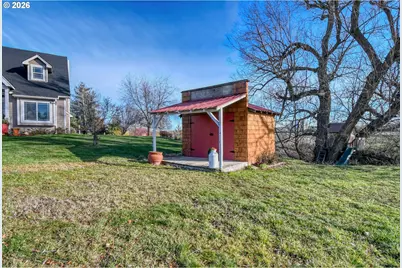 370 Riley Ln, Adams, OR 97810 - Photo 43