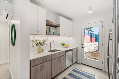 9987 SE Cottage Ln #9, Milwaukie, OR 97222 - Photo 11