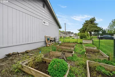 965 Sommerville Loop, Harrisburg, OR 97446 - Photo 41