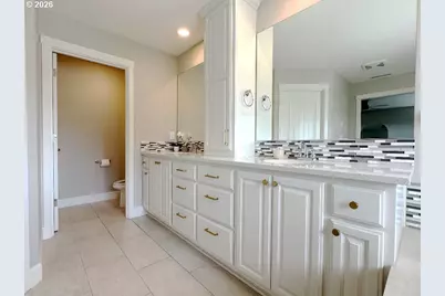 885 N Squire Dr, Ridgefield, WA 98642 - Photo 13