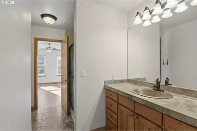 3914 NE 55th St, Vancouver, WA 98661 - Photo 17