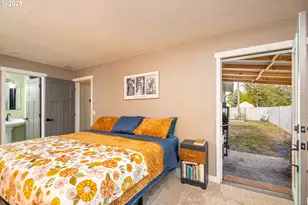 1219 Waite St, Eugene, OR 97402 - Photo 11