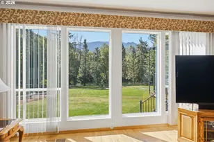 7695 N Applegate Rd, Grants Pass, OR 97527 - Photo 27