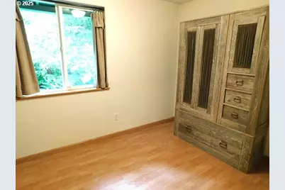 9864 Beach Dr, Birkenfeld, OR 97016 - Photo 17