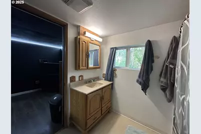 440 N Mountain Blvd, Mount Vernon, OR 97865 - Photo 23