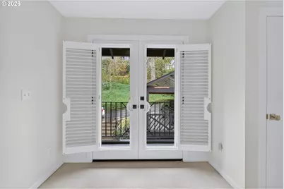 1941 SW Montgomery Pl, Portland, OR 97201 - Photo 27