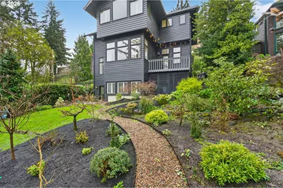 1941 SW Montgomery Pl, Portland, OR 97201 - Photo 13