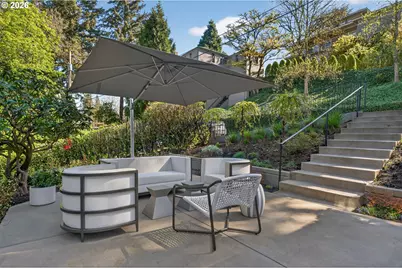 1941 SW Montgomery Pl, Portland, OR 97201 - Photo 43