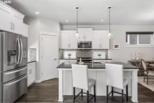 13338 SW Roseberry Ln, Portland, OR 97224 - Photo 9