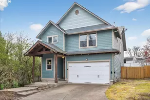 561 N Declaration Dr, Carlton, OR 97111 - Photo 1