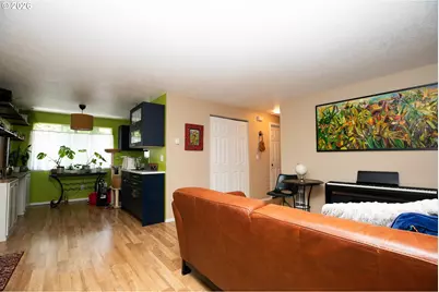 16837 SE Powell Blvd, Portland, OR 97236 - Photo 11