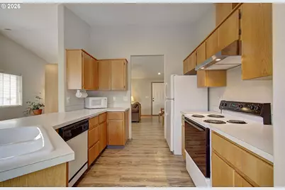 2121 NE 77th Ave, Vancouver, WA 98664 - Photo 11