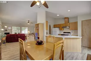 2121 NE 77th Ave, Vancouver, WA 98664 - Photo 7