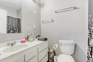 625 N Buffalo St, Portland, OR 97217 - Photo 11