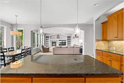 1315 Begonia Ave, Forest Grove, OR 97116 - Photo 17