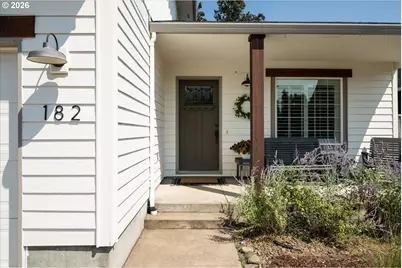 182 Sunday Dr, Creswell, OR 97426 - Photo 3