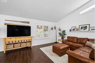182 Sunday Dr, Creswell, OR 97426 - Photo 7