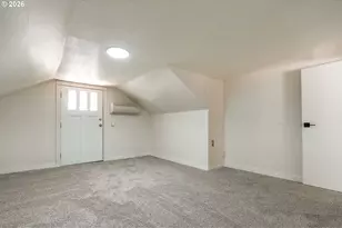 2172 17th St, North Bend, OR 97459 - Photo 27