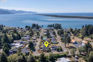 2020 Bayview Ave, Tillamook, OR 97141 - Photo 41