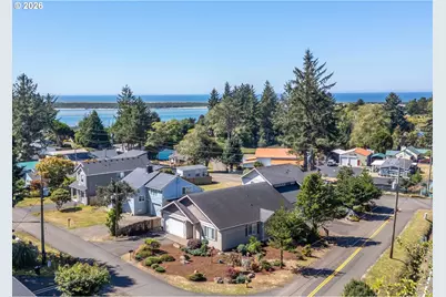 2020 Bayview Ave, Tillamook, OR 97141 - Photo 1